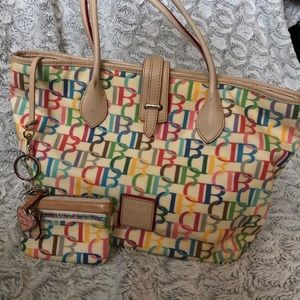 Dooney & Bourke purse
